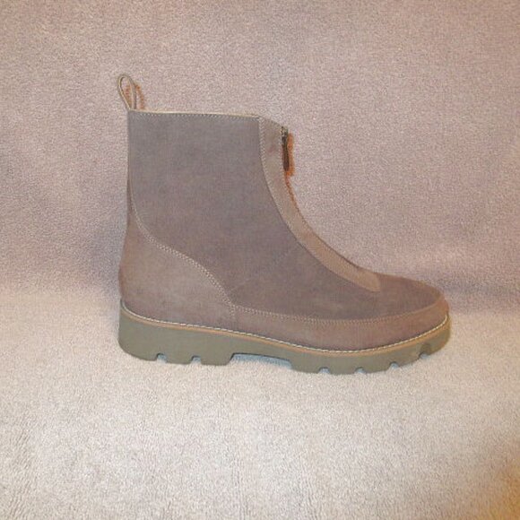 Vionic Estilo Suede Ankle Boots Size 8.5 Chunky Lug Sole Comfort Cushion Zip DWR - Picture 4 of 11